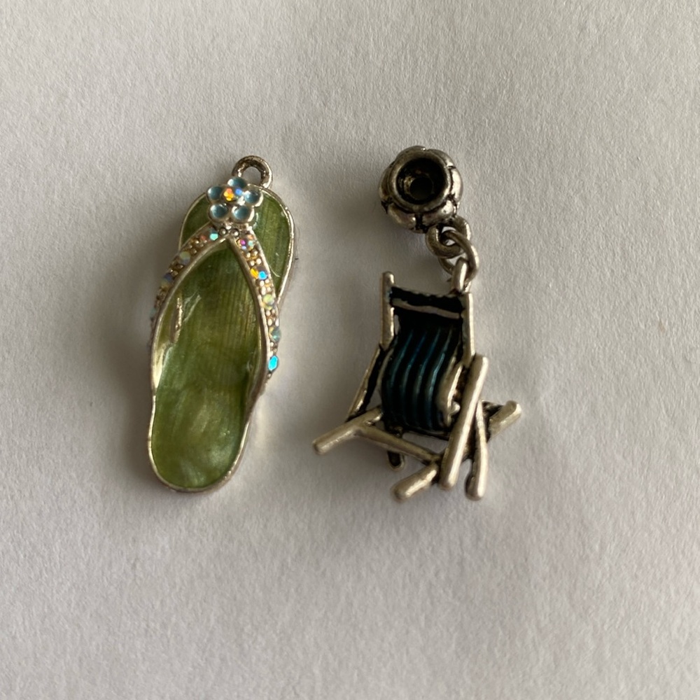 SET of 2 Summer Charms Bejeweled Green Flip Flop and Blue Beach Chair Silvertone